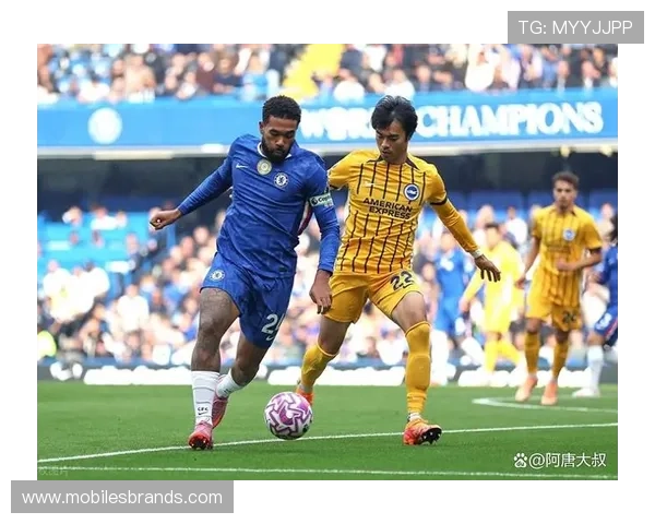 切尔西阵容臃肿背景下轮换失控,近期表现波动对赛季走势带来影响 切尔西阵容臃肿背景下轮换失控,近期表现波动对赛季走势带来影响